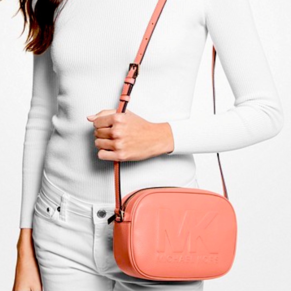 MICHAEL KORS
Jet Set Medium Embossed Pebbled Leather Crossbody Bag Sherbert - Picture 4 of 16